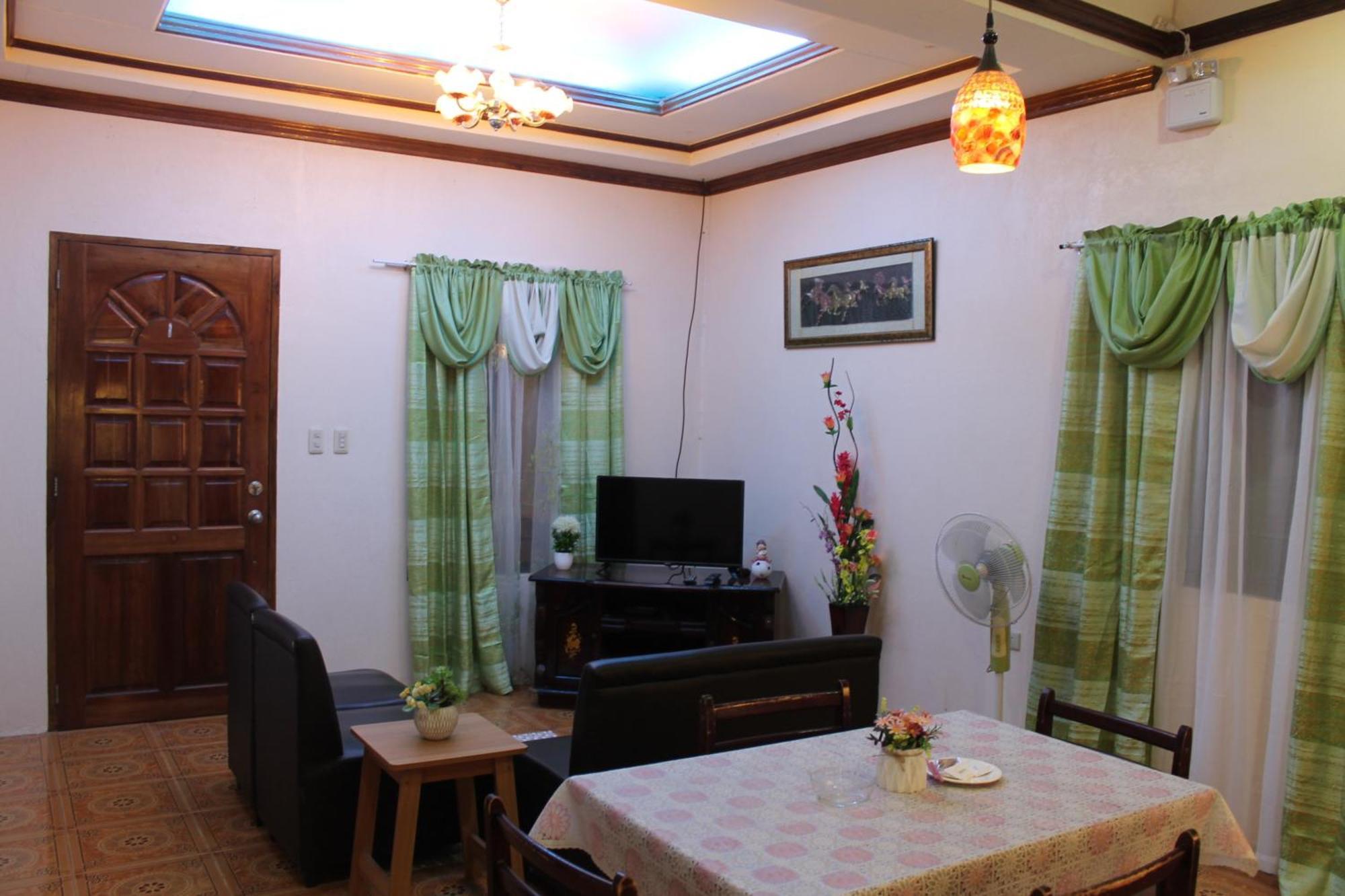Kojie Guest House Moalboal Εξωτερικό φωτογραφία