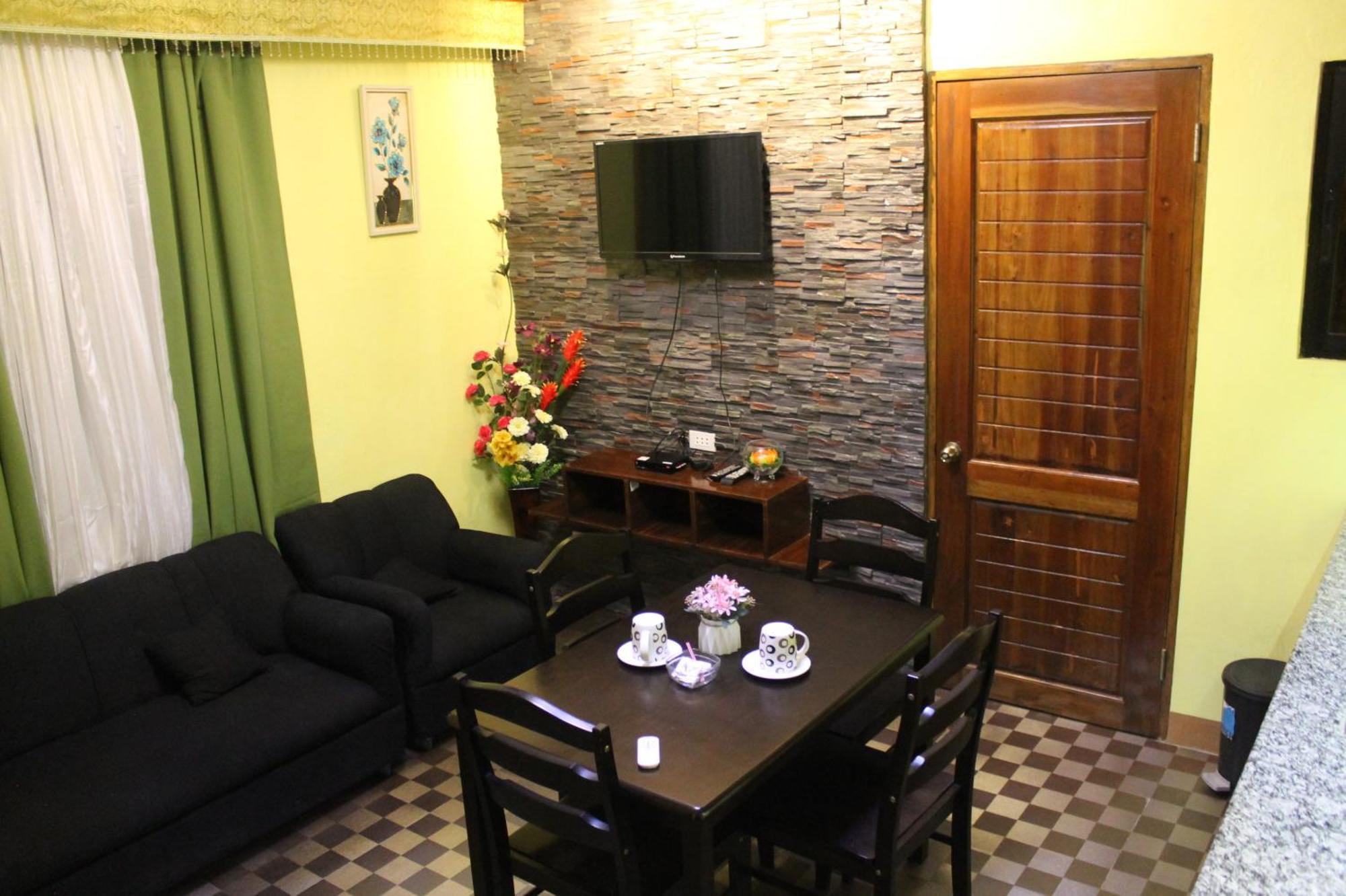 Kojie Guest House Moalboal Εξωτερικό φωτογραφία